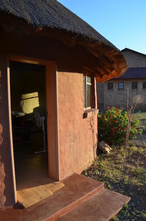 Bama Lodge Rietfontein Extérieur photo