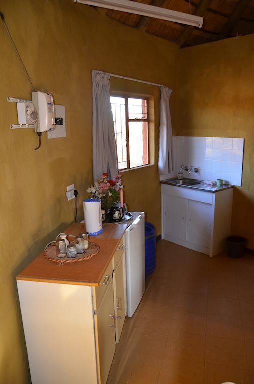 Bama Lodge Rietfontein Extérieur photo